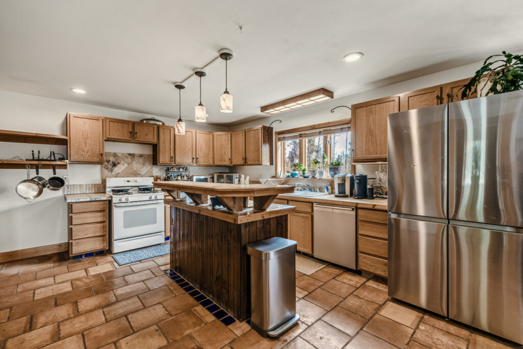 160 S Wheat Way Fairplay, CO